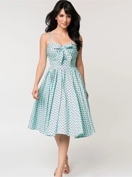 Unique Vintage Dresses & Skirts - Unique Vintage